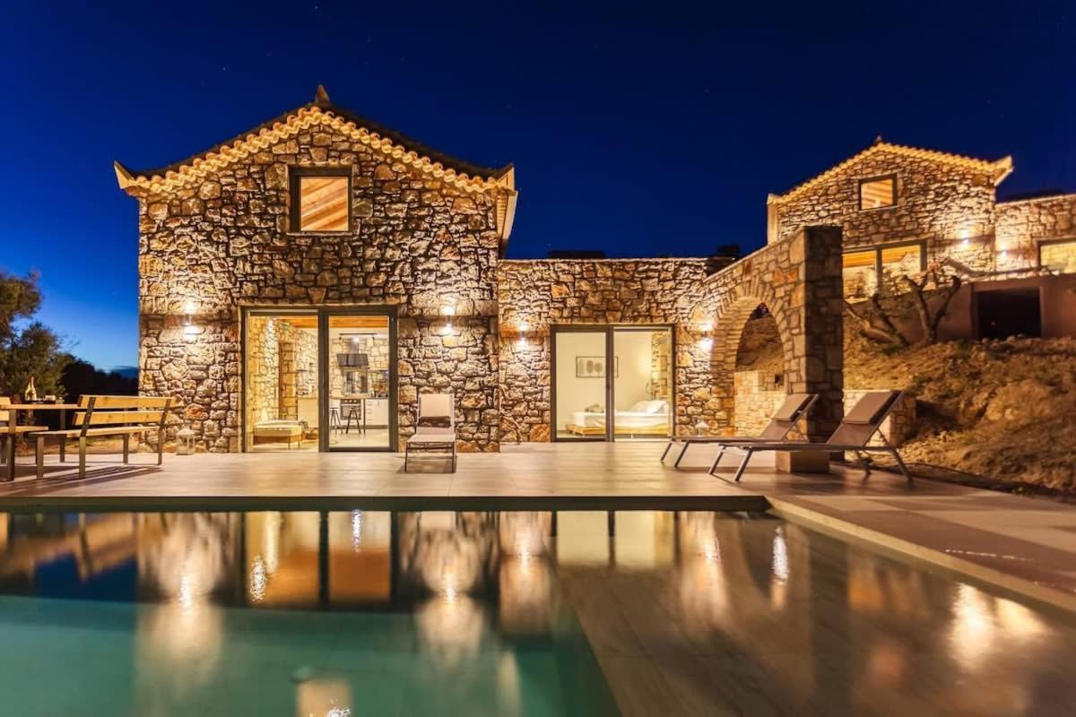 Gerakada Exclusive-Seaview Villa With Private Pool โคโรนิ ภายนอก รูปภาพ
